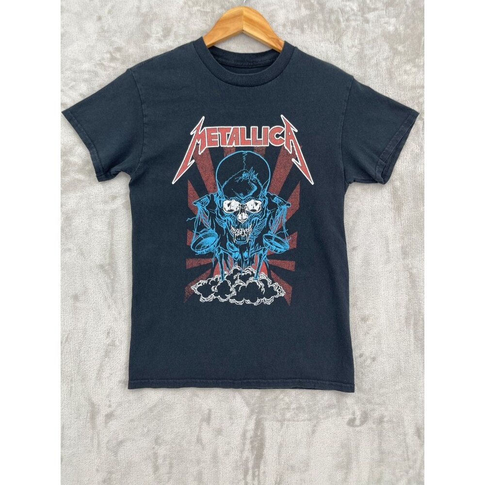 Metallica Skull Scales Pushead Artwork Graphic Tee Retro Metal Shirt